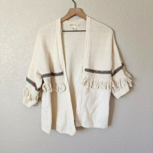 H&M Light Beige Cardigan with Fringes - Picture 3 of 5